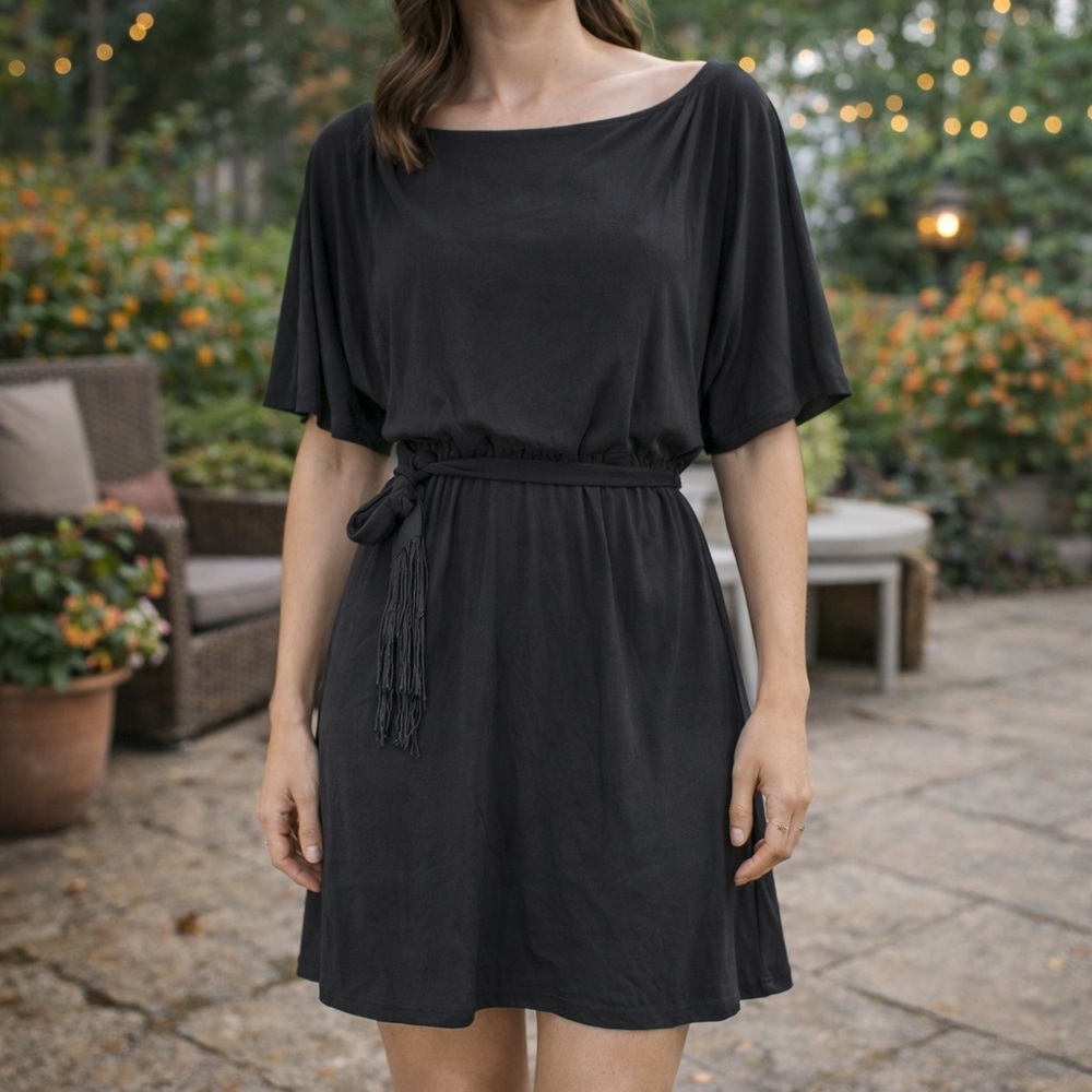 Jessica Simpson Black Boatneck Belted Dress Women’s Small‎